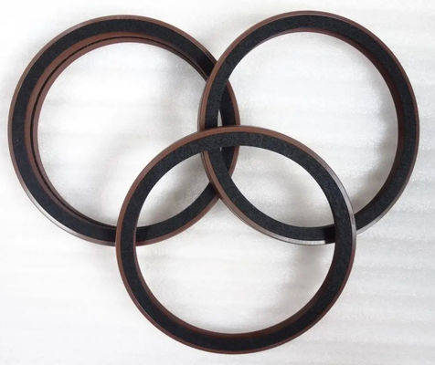 Suku Cadang Mesin Deutz Kustom OEM 04907773 04253333 Crankshaft Rear Oil Seal