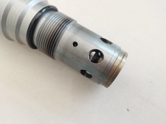 Aksesoris Suku Cadang Excavator E350D Excavator Relief Valve Steel 14713168